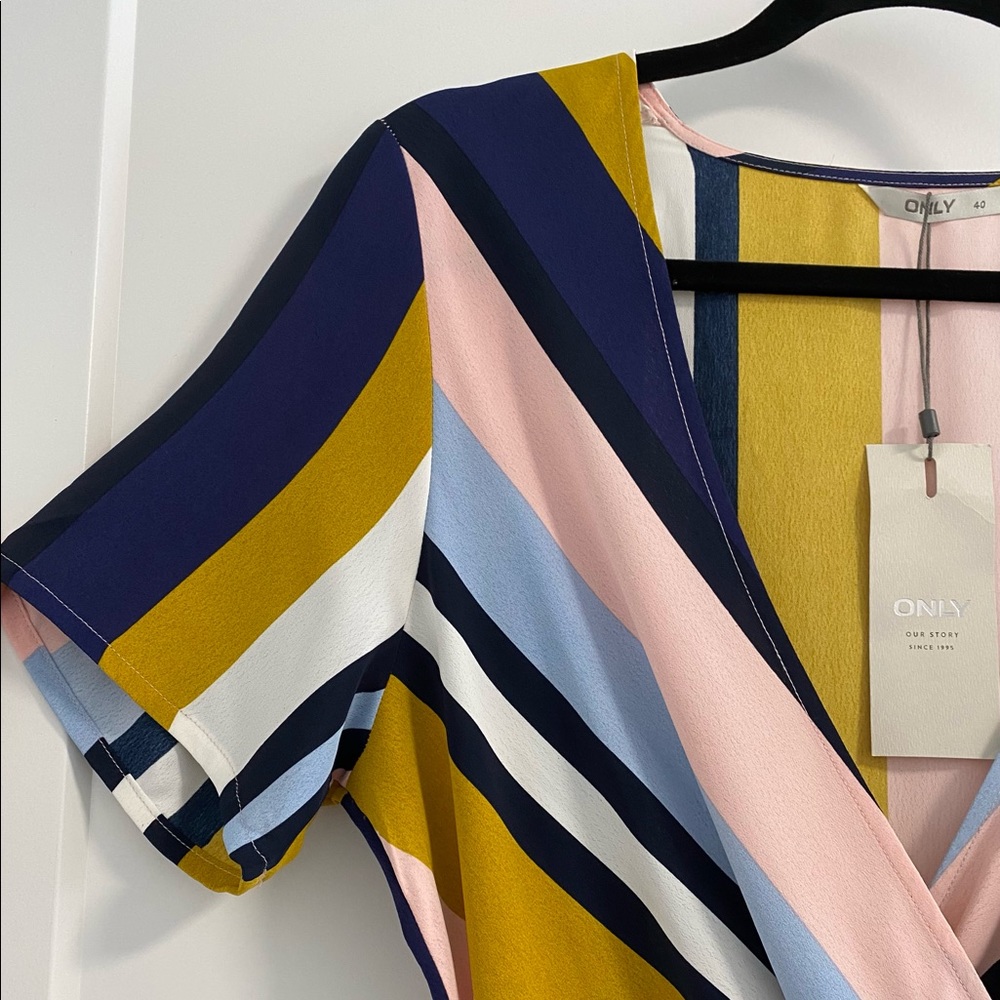 ONLY Colourblock Donna Wrap Dress (BRAND NEW/NWT)